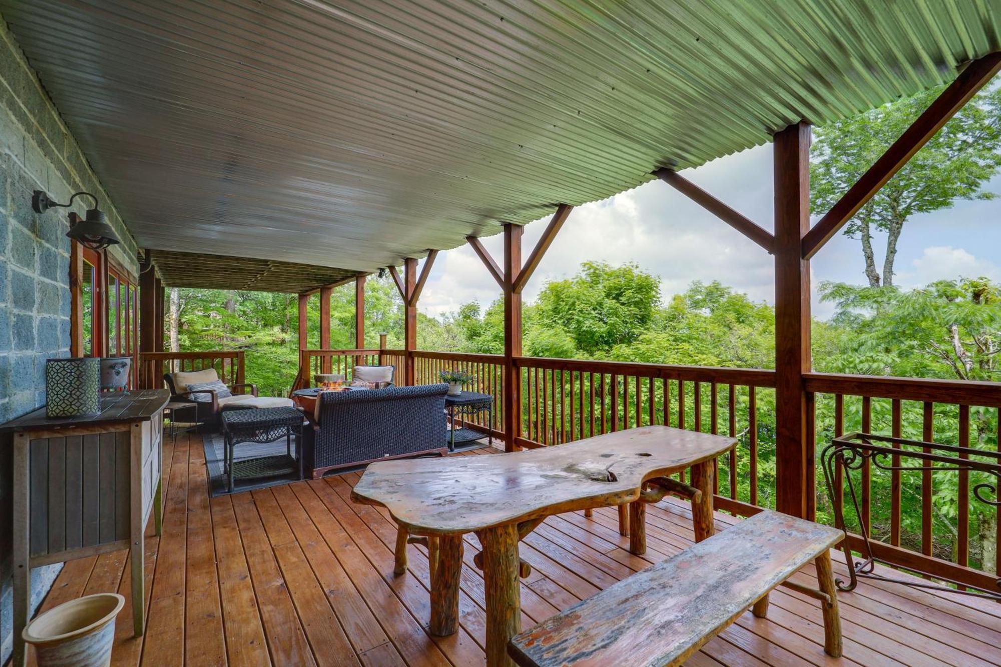 Apartmán Beech Mountain Cabin With Deck And Grill Near Golf! Exteriér fotografie